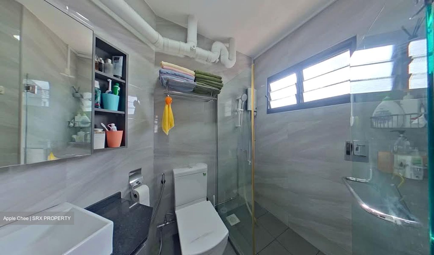 Blk 656D Jurong West Street 61 (Jurong West), HDB Executive #565818711